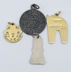 Vtg Charm Lot 15 Pendant Laurel Birch Cat Monet Kite Seagrams Barrel Craft Wear