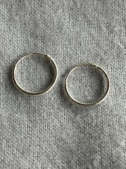 Vintage 925 Sterling Silver 9mm Hollow Hoop Earrings 0.5 Grams ~ J34