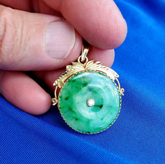 EARTH MINED Green Jadeite JADE DIAMOND Vintage Deco Pendant 14K GOLD Medallion