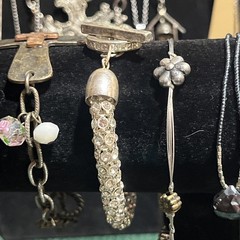 Jewelry Fashion lot Eclectic Silver Tone Vtg Modern Necklaces Bracelets Bulk