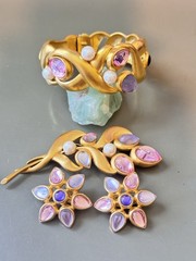 Vintage Signed MARVELLA Bracelet, Brooch Earring Set, Pink Lavender Faux Pearl