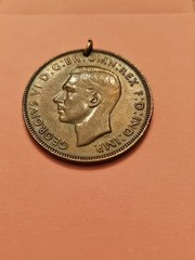 1942 AUSTRALIA ONE PENNY GEORGE VI KANGAROO VINTAGE COIN CHARM PENDANT FREE SHIP