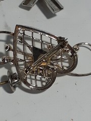 Vintage And Other Unsigned Rhinestone And Metal Brooch Pin 8 Piece Lot