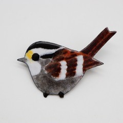 Vtg Unsigned Metal Enamel Sparrow Bird Pin Brooch Brown Black White