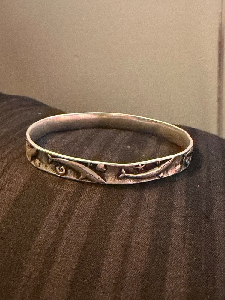 James Avery Rare Retired Dolphin Sterling Silver Bagle