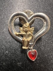 Vtg Avon Silver Plated Heart Cherub Red Dangle Heart Pin Brooch Valentines Day