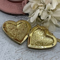 Gold Heart Locket Photo Birthday Anniversary Wedding Blue Rose Cameo Necklace
