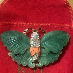 PreownedKJL Kenneth Lane Butterfly Moth Brooch Pin Vintage Faux Jade Rhinestone