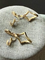 Vtg Pierced Earrings Goldtone Abstract Dangle Drop Asymmetrical Statement Career