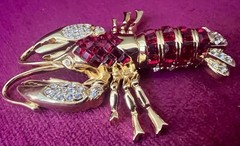 FABULOUS SIGNED NOLAN MILLER 1980s RED RUBY LOBSTER BOOCH 3” EXCELLENT CONDITION