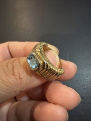 Vintage Christian Dior Gold Tone with Blue Rhinestone Ring Size: 5.5