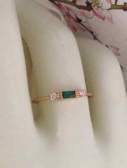 Vintage Jewellery Gold Ring Emerald White Sapphires Antique Deco Dress Jewelry