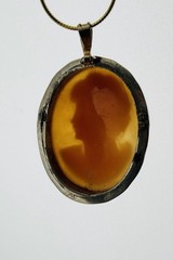 Vintage Shell Cameo Necklace Sterling Silver Vermeil Italy 20” Snake Chain