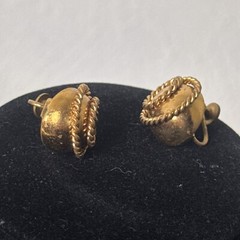 Vintage Gold Tone Dome Earrings Twisted Rope Screw Back Retro Metal Jewelry