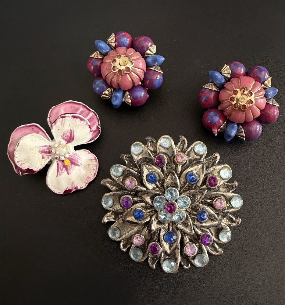 Costume Jewelry Lot 4pc Rhinestone Starburst Brooch Enamel Pansy Hong Kong VTG