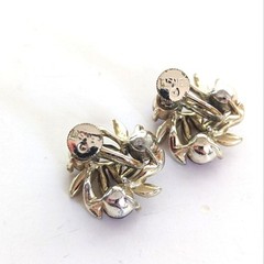 Vintage Lisner Silver Tone Swirled Leaf Cluster AB Crystal Rhinestone Earrings