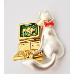 Danecraft Vintage Cat Fish Pin Brooch Computer Screen Saver Funny NOS 80s BinA7