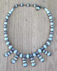Vintage Art Deco Opaline Milk Glass Bead Beaded Necklace Choker 17″ Modern