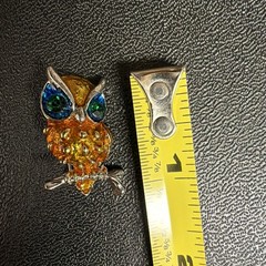 Vintage Blue Green Eyes Owl Gold Tone Brooch