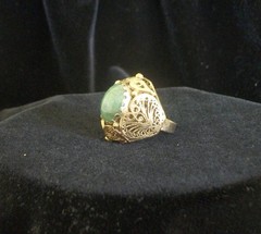 Vintage Gold-tone Green Cabochon Filigree Dome Ring Statement Piece