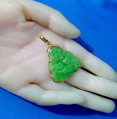 EARTH MINED Green JADE Laughing Budai Pu Tai Vintage Pendant 18K GOLD Good Luck