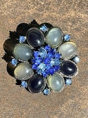 2” Eye catching Flower Style Blue & Gray Cabochon & Rhinestones Brooch/Pendant