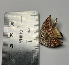 Vintage Carolee Pavé Rhinestone Gold Tone Fish Small Brooch Pin Orange