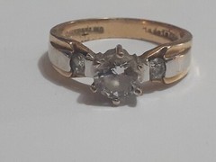 18K HGE Lind yellow & white gold plated prong set stone ring size 8.5