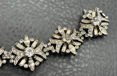 Vintage HIGH END Silver Tone Rhinestone Statement Bracelet Safety Chain READ
