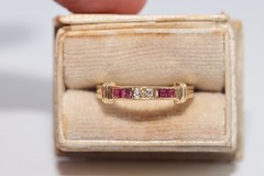 Vintage Circa 1980s 18k Gold Natural Diamond And Caliber Cut Ruby Ring