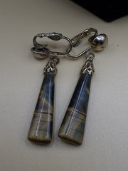 Vintage Tiger’s Eye Necklace & Clip Earrings Set – Gold Tone