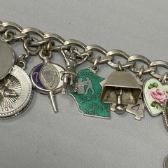 VTG 20 Charm Bracelet Sterling Silver Birthday Natie Cowbell School Hearts 6.5″