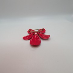 VTG Bright Red-Gold Metal Enamel Flower Power Brooch & Clip On Earring Set