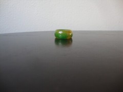 VINTAGE 1970s HONG KONG MULTICOLOR JADE AGATE 10 MM BAND SZ 8.75