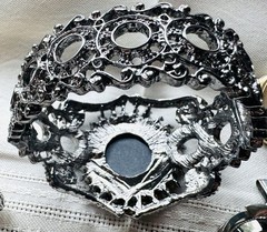 6 Vintage Cameo Jewelry Cuff Bracelet Pendant Clip Earrings Brooch Locket