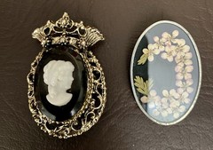 Vintage – Modern Rhinestone Mixed Material Dog Cat Cameo Fish Brooch Pin Lot