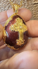 BerebiI Cross Egg pendan SOLD BY EDGAR BEREBI NEW OLD STOCK signed Certificate .