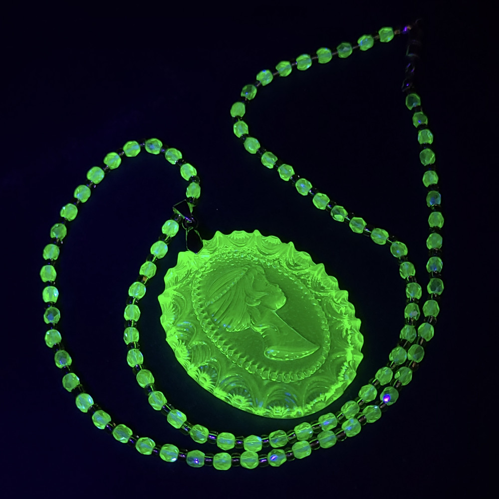Uranium Glass Necklace 23” Cameo Pendant Vaseline Yellow Czech Beads