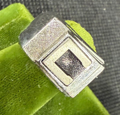 Vintage Sterling Silver Stamped Typeface Monogram “C” Ring Size 7 Weight 9.9g
