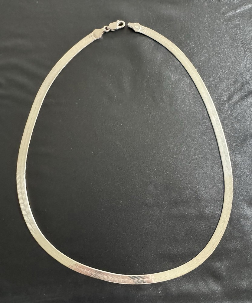 Vintage Sterling Silver 925 18” Necklace Flat Herringbone Italy 12.71g