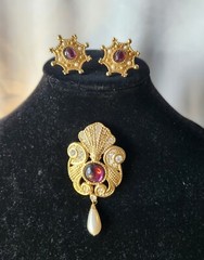 Jeff Lieb Brooch & Piscatelli Earrings: Vintage Jewels of India, Moghul style