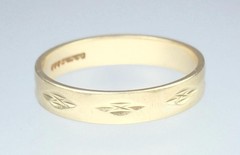 Super Vintage 1980s Solid 9K Gold 3.6mm Diamond Cross Wedding Band Ring 1984 6.5