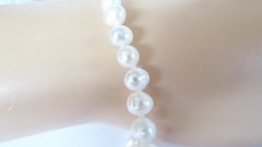 14K GE JCLIND White Pearl Bracelet 8″ long Womens 6mm Pearls Very Good Condition