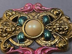Art Nouveau Style Brooch Pin Cherub Faces Gold Tone and Faux Pearl