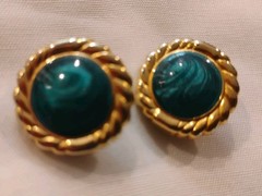 Eleven Pair Lot Vintage Clip On Earrings Mixed Metals Some Signed