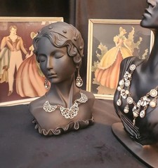 Vintage Rhinestone Filagree Bronze Jewelry Set