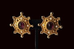 Jeff Lieb Brooch & Piscatelli Earrings: Vintage Jewels of India, Moghul style