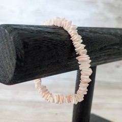 Vintage Bracelet – Shell? Very Light Pinky Cream Tone – 7.25″