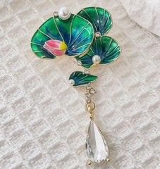 Costume Jewelry Chinese Style Lotus Brooch, Zinc Alloy with Imitation Pearl