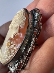 Vintage Genuine carved shell cameo brooch With filigree border *READ*